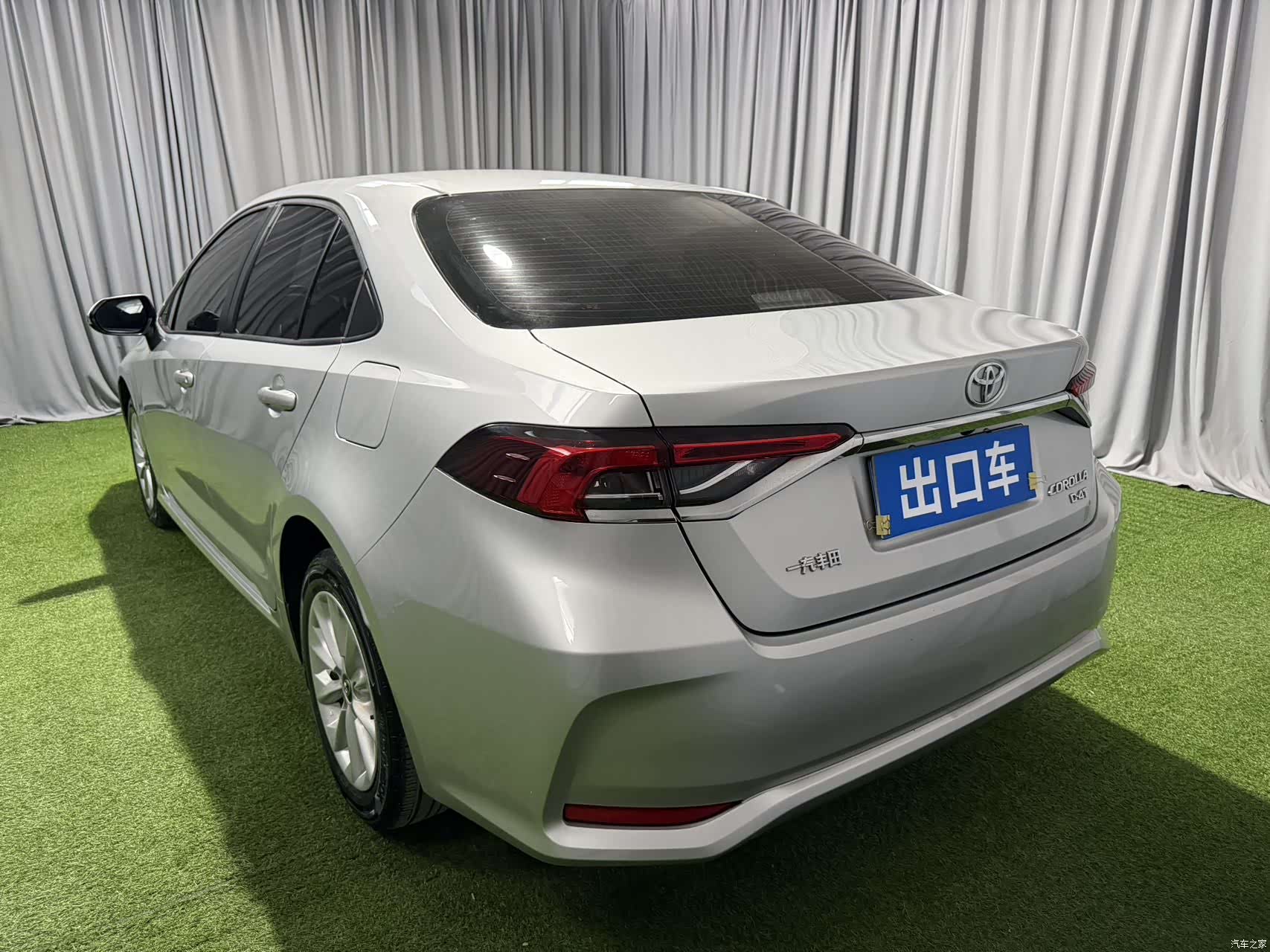 Toyota Corolla, 2023 все фото