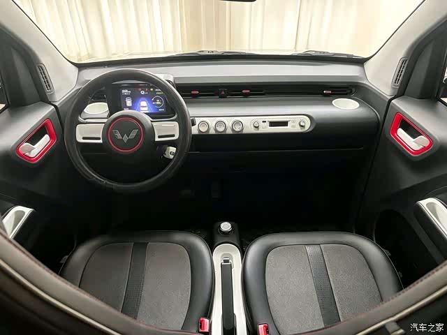 Wuling MINIEV, 2023 2