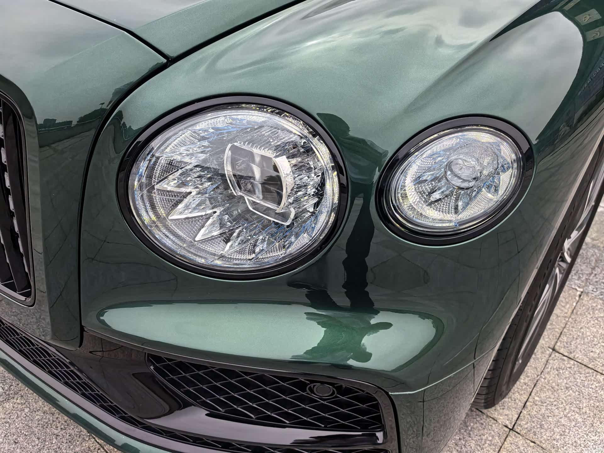 Bentley Flying Spur, 2022 8