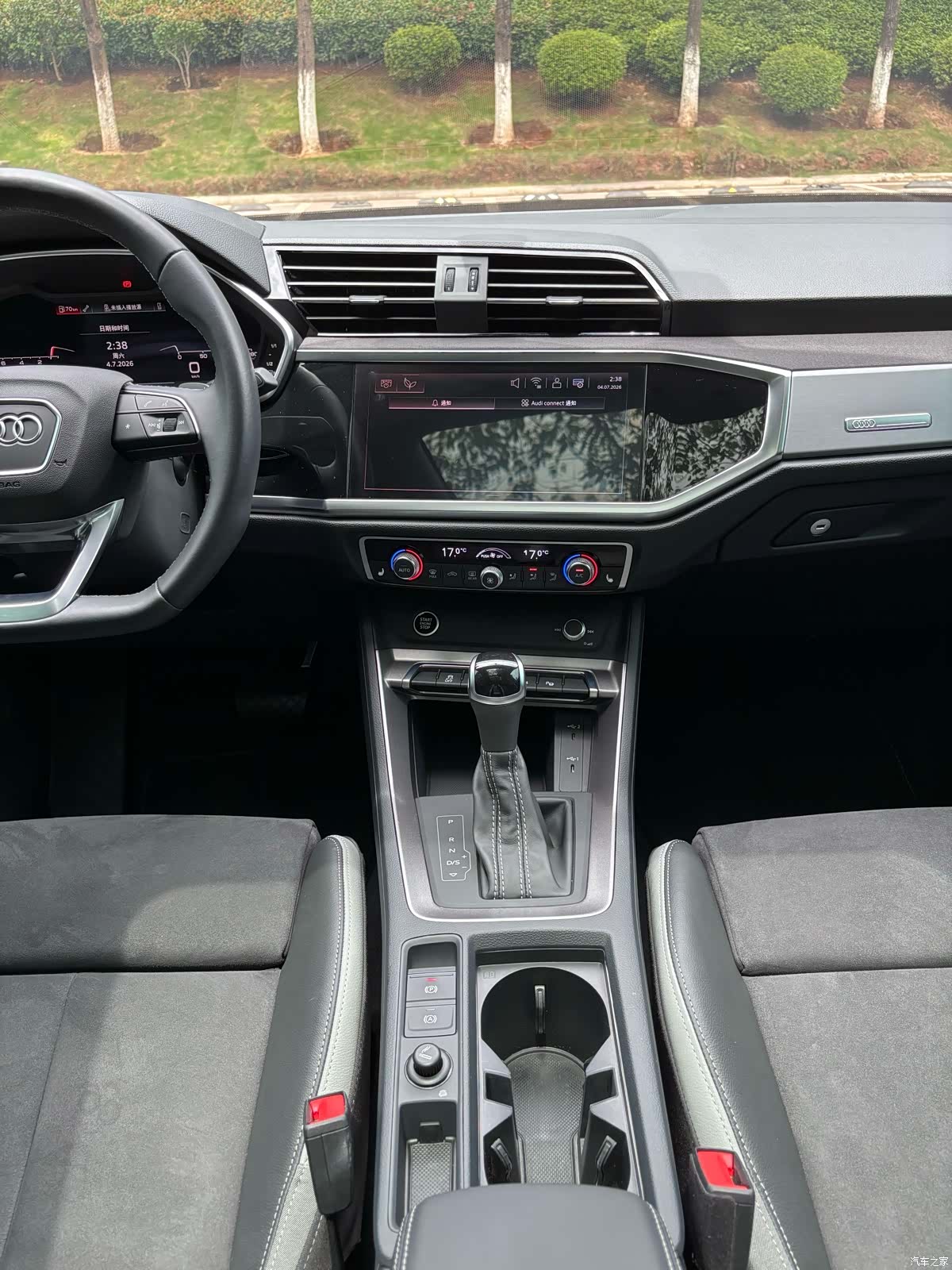 Audi Q3, 2023 11