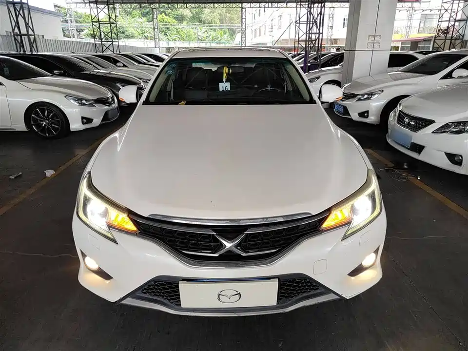 Toyota Reiz Toyota Reiz
