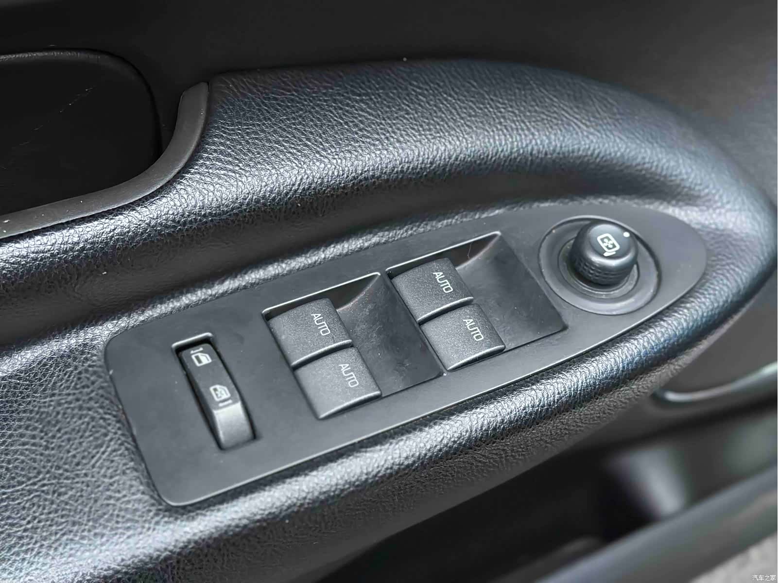 Lincoln MKT, 2012 29
