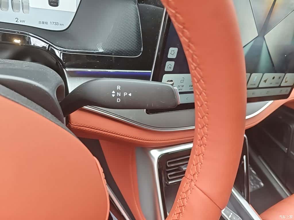 BYD Tang, 2025 14