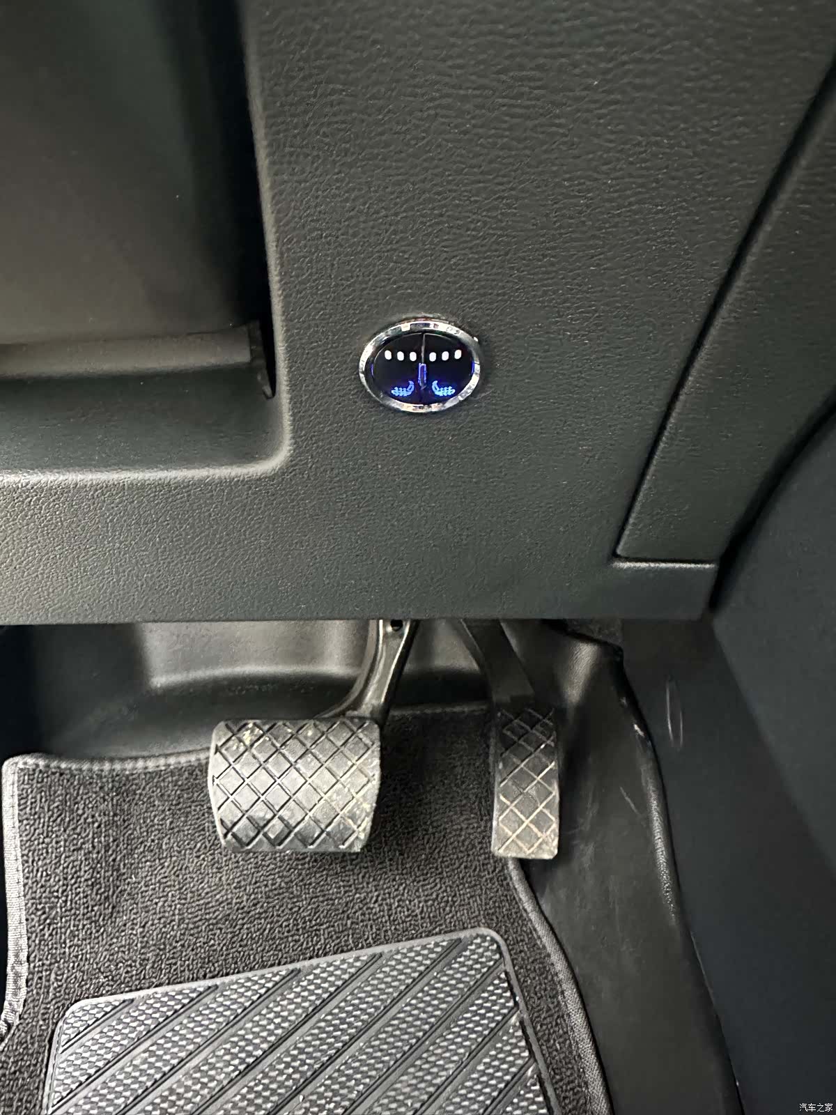 Audi Q3, 2023 12