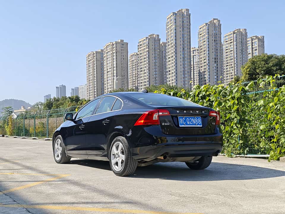 Volvo S60