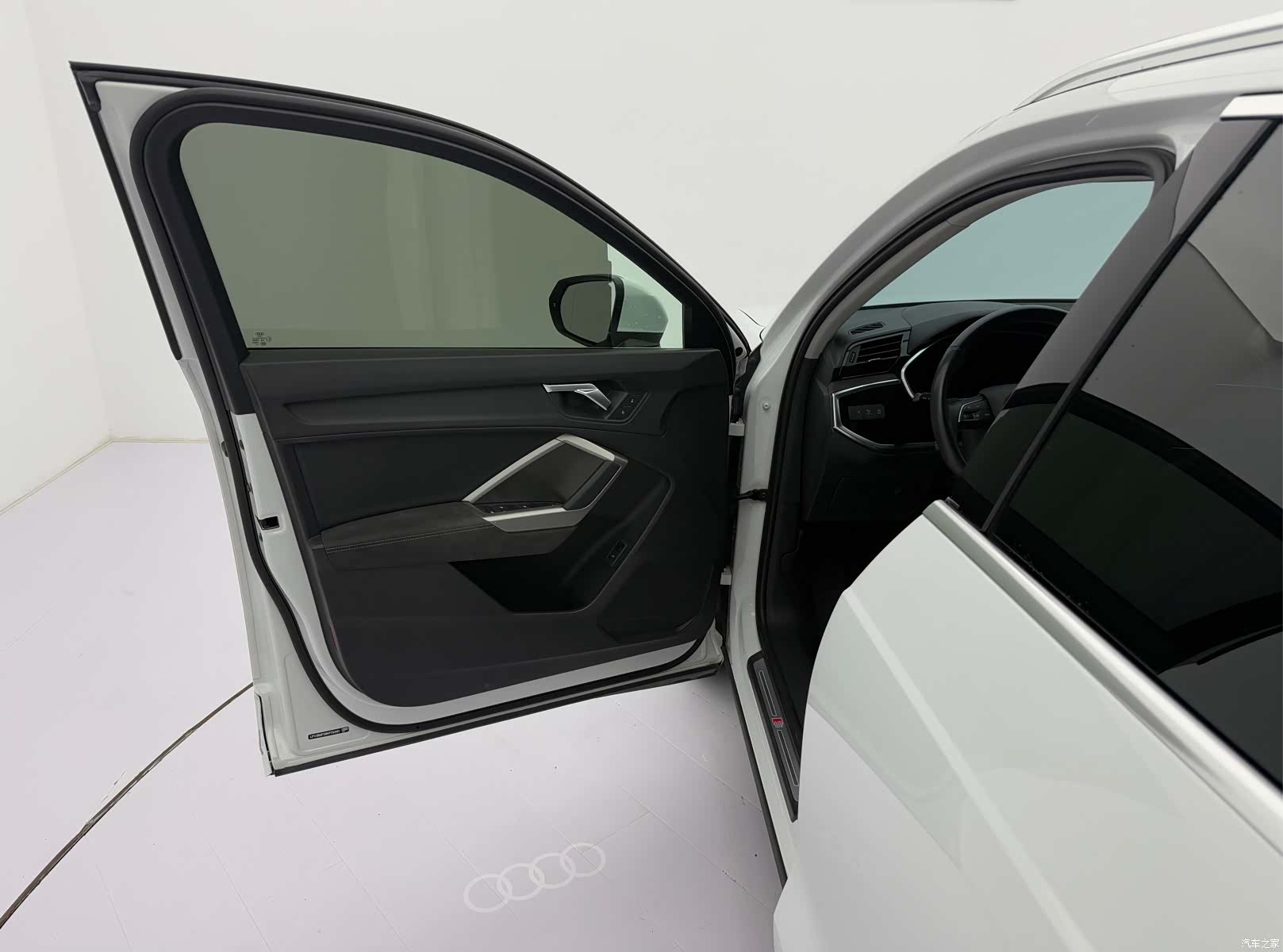 Audi Q3, 2022 21