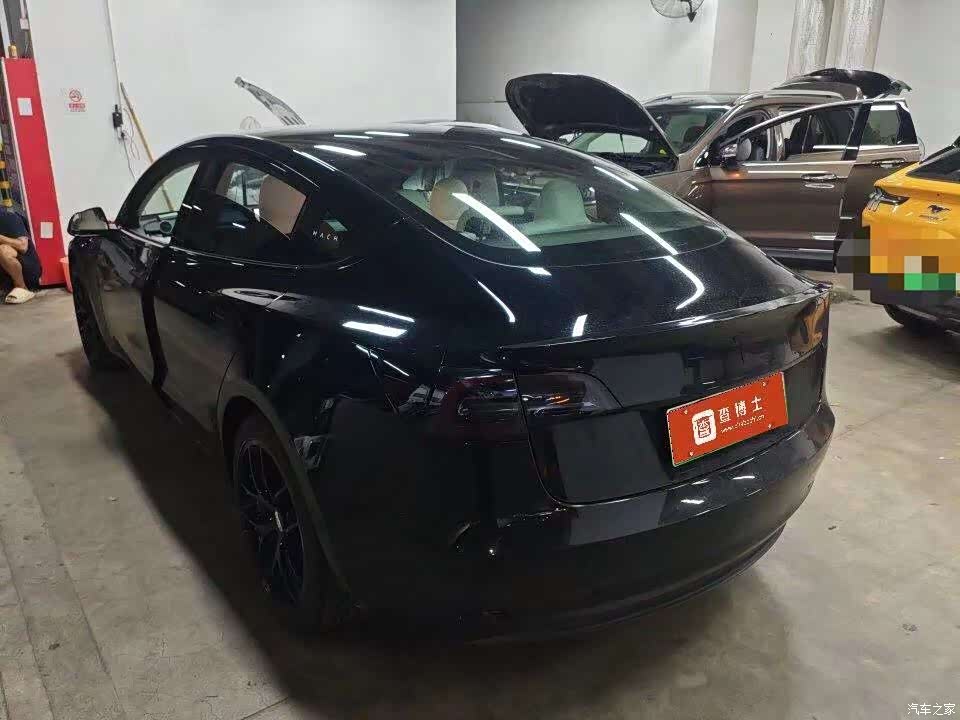 Tesla Model 3, 2020 6