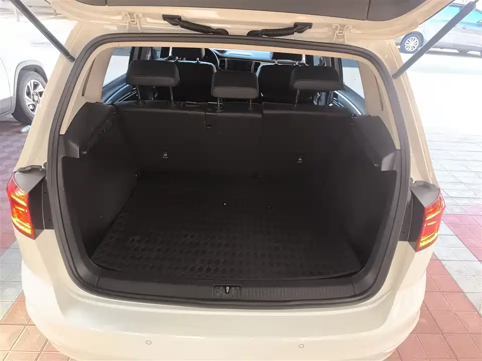 Volkswagen Golf*Jiayu