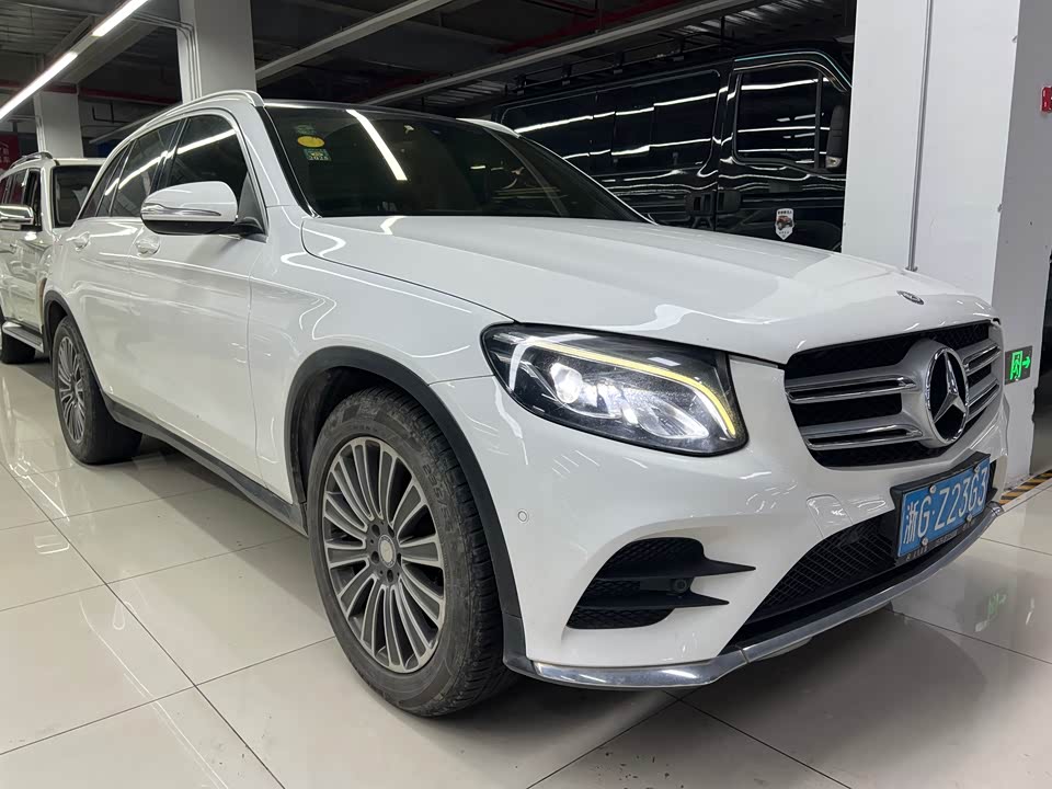 Mercedes-Benz GLC Mercedes-Benz GLC