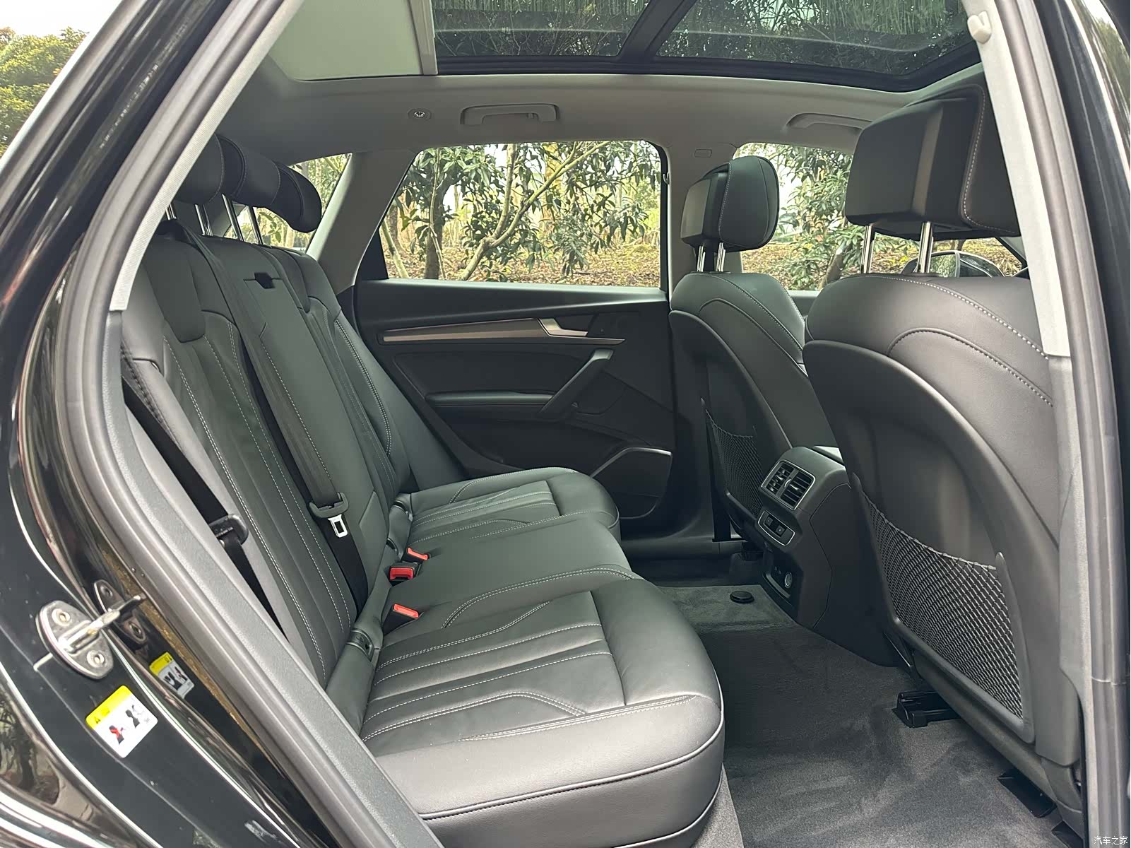 Audi Q5L, 2022 11