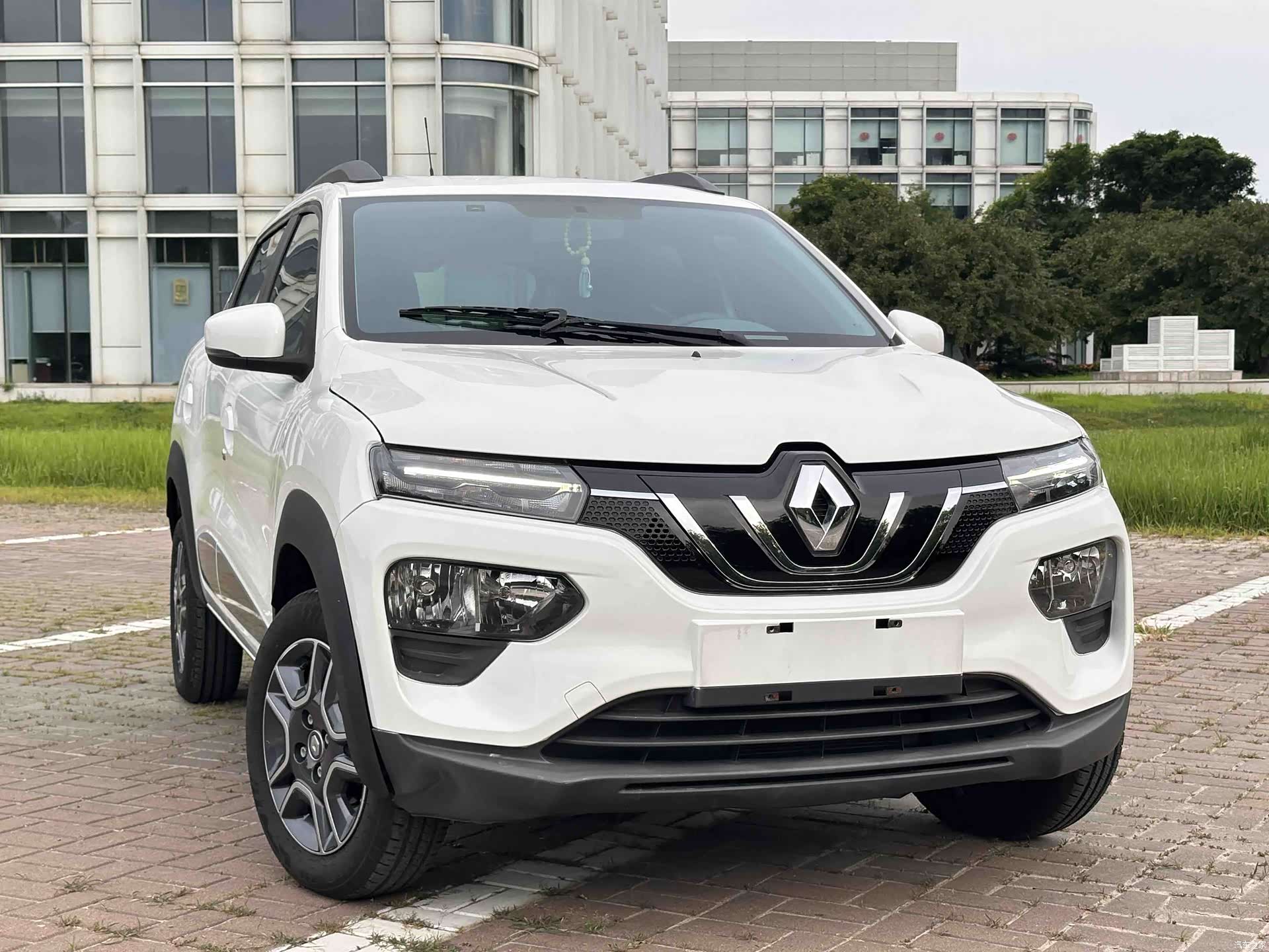 DongFeng e, 2019 3