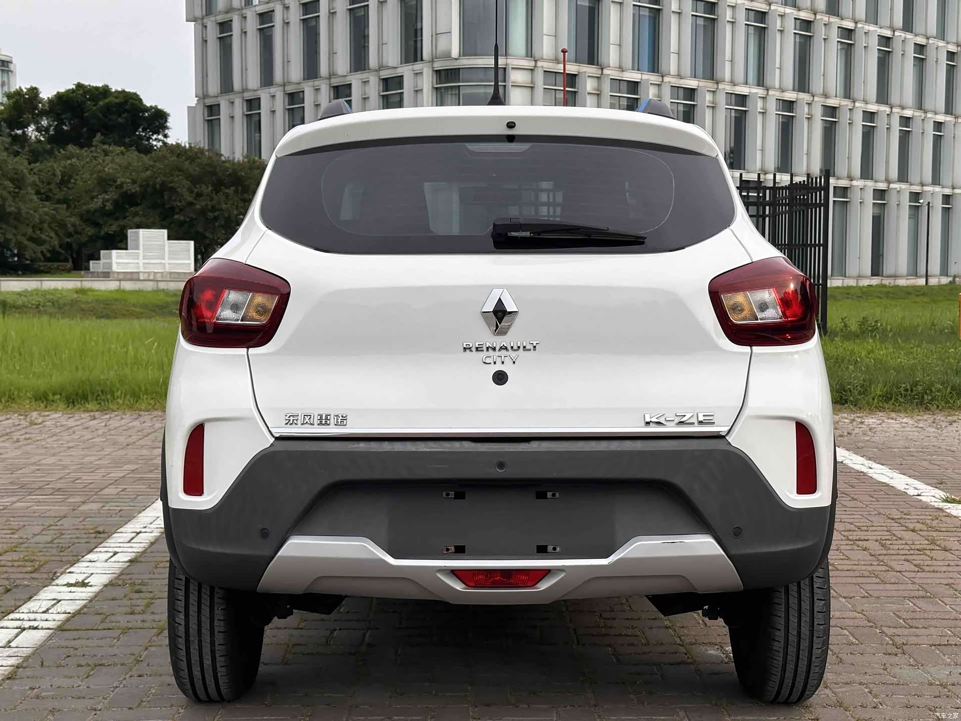 DongFeng e, 2019 6