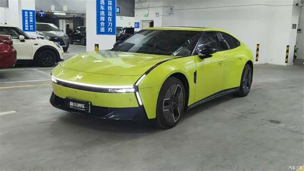 Xpeng P7, 2025 1