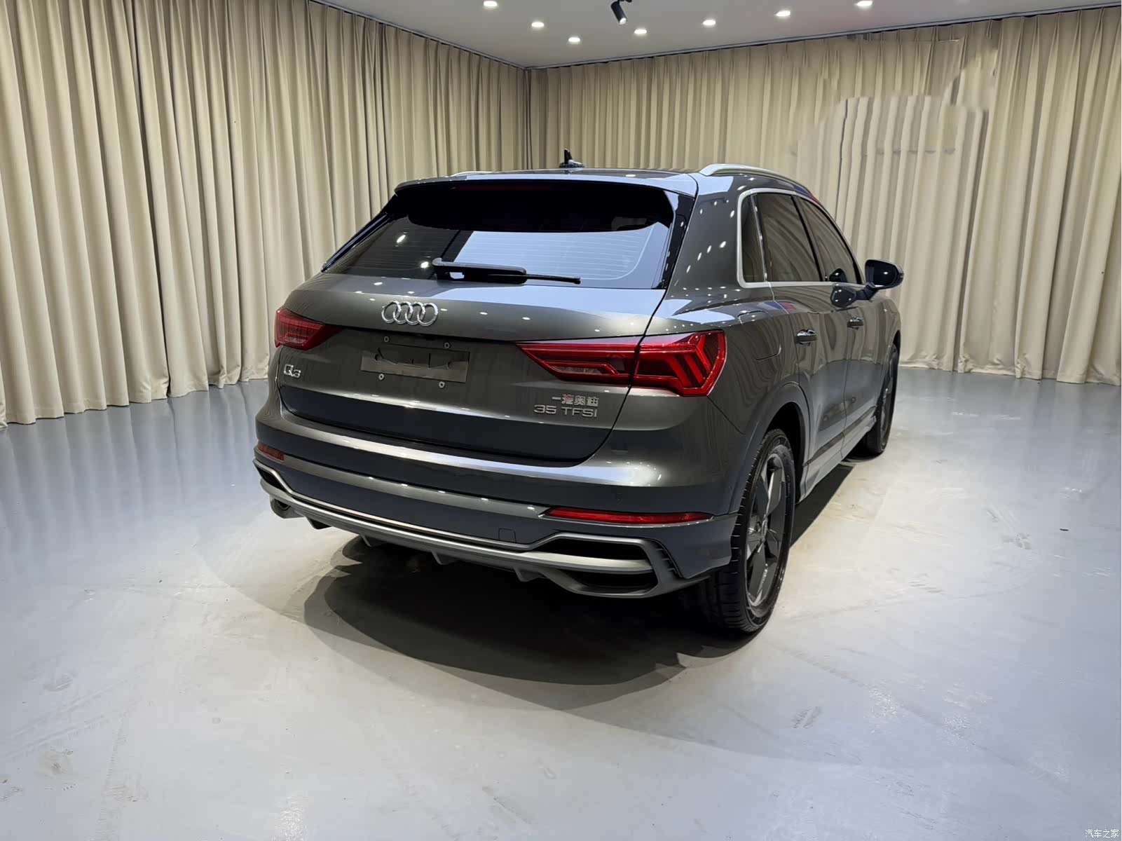 Audi Q3, 2022 6