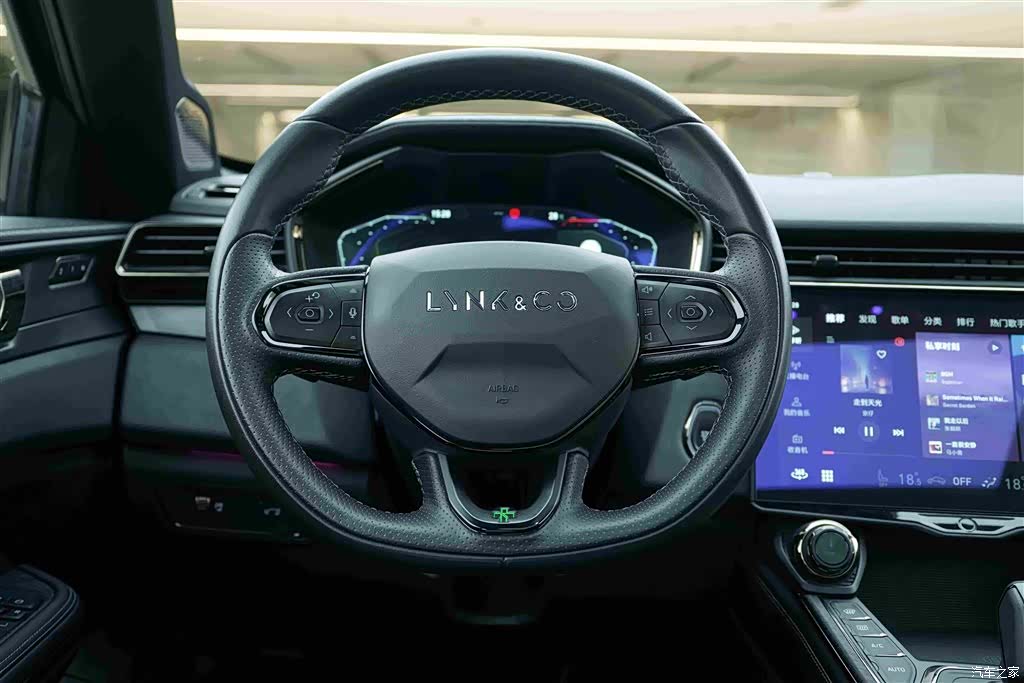 Lynk & Co 01, 2021 18