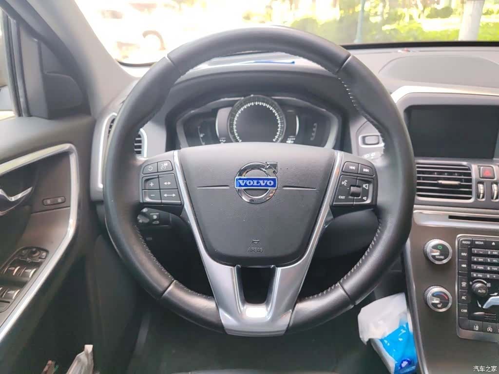 Volvo XC60, 2016 3