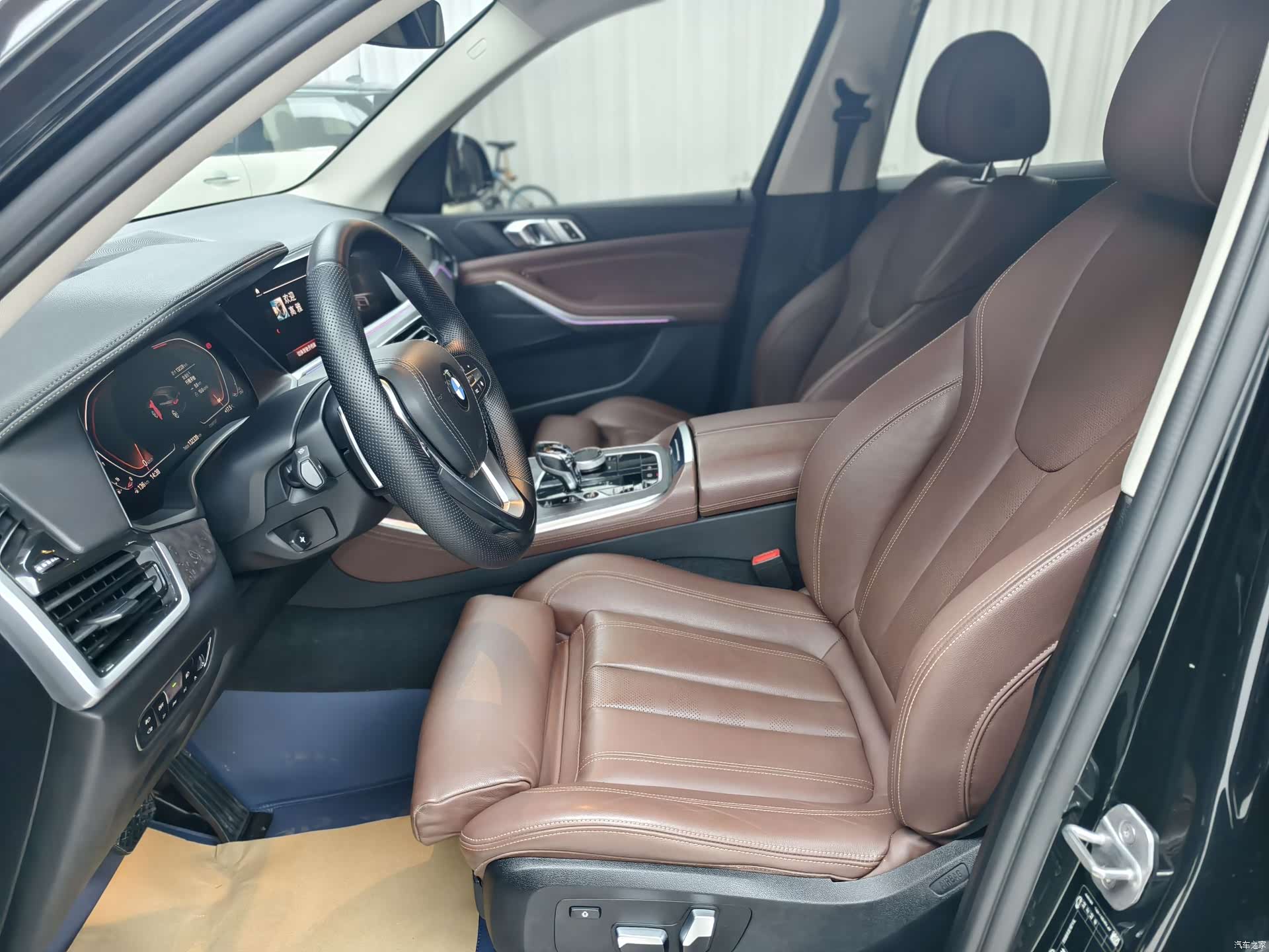 BMW X5, 2020 все фото