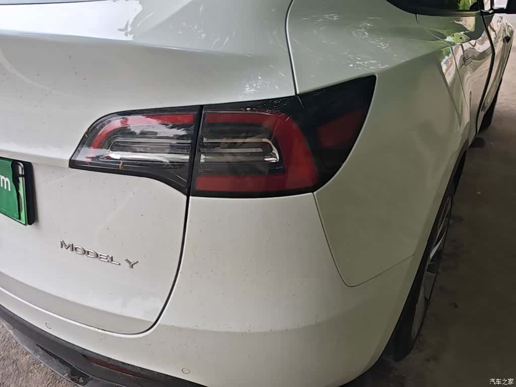 Tesla Model Y, 2023 8