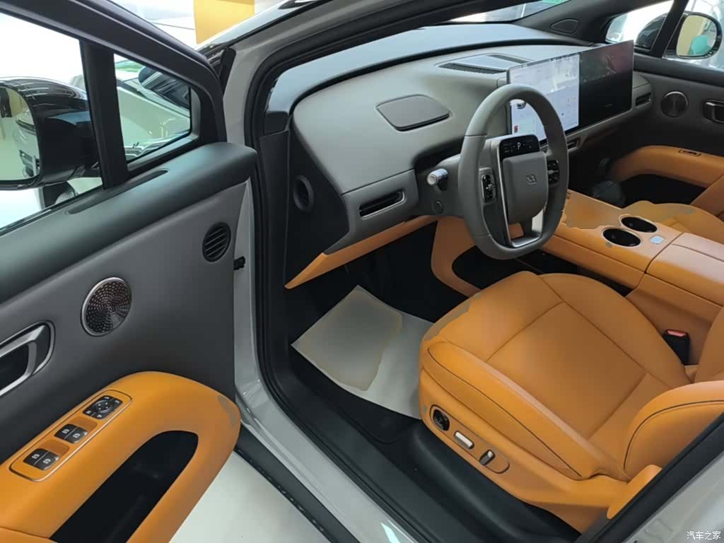 Li Auto i8, 2025 16
