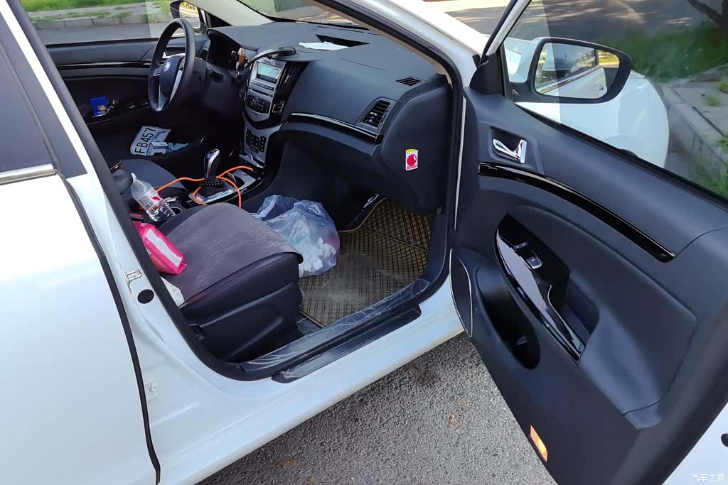BYD E5, 2016 8