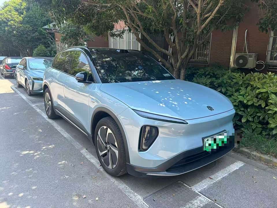 NIO ES6