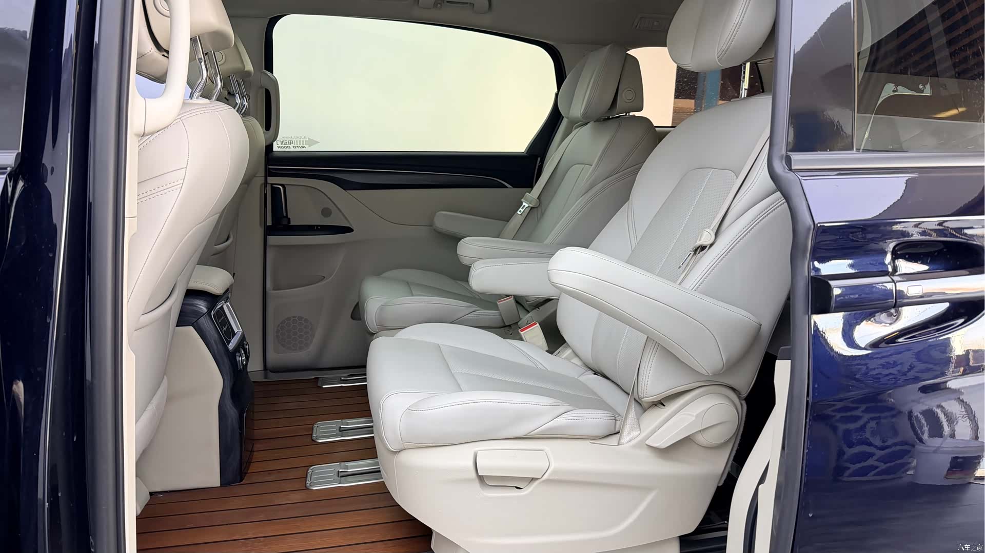 Buick GL8, 2023 19