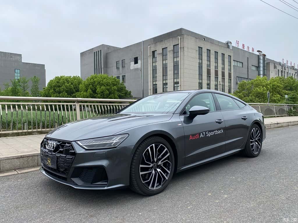 Audi A7, 2025 1