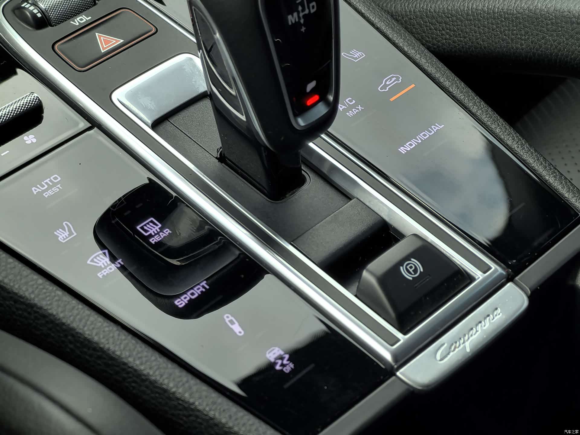 Porsche Cayenne, 2018 14