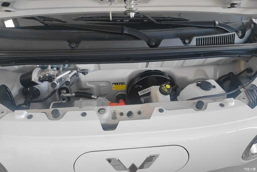 Wuling MINIEV, 2024 10