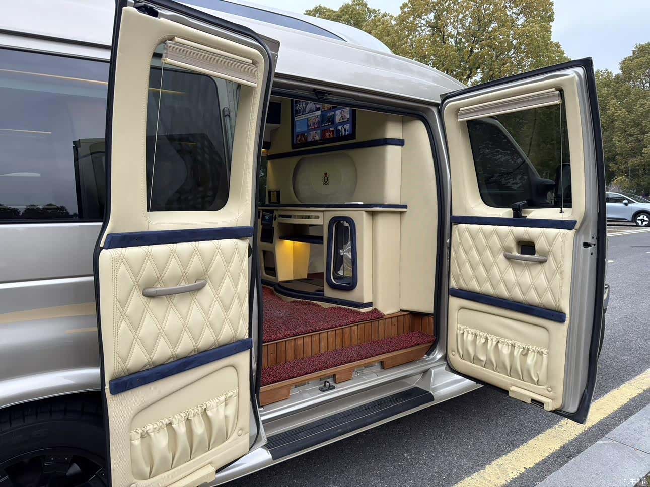Ford E350, 2012 15