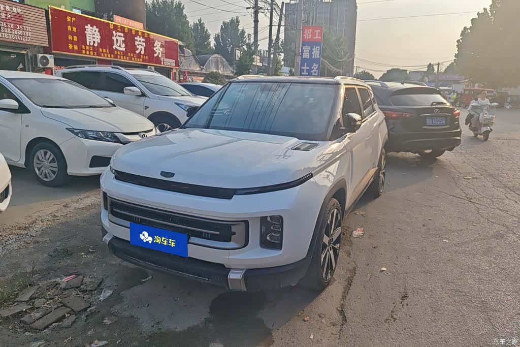 Geely Icon, 2023 1