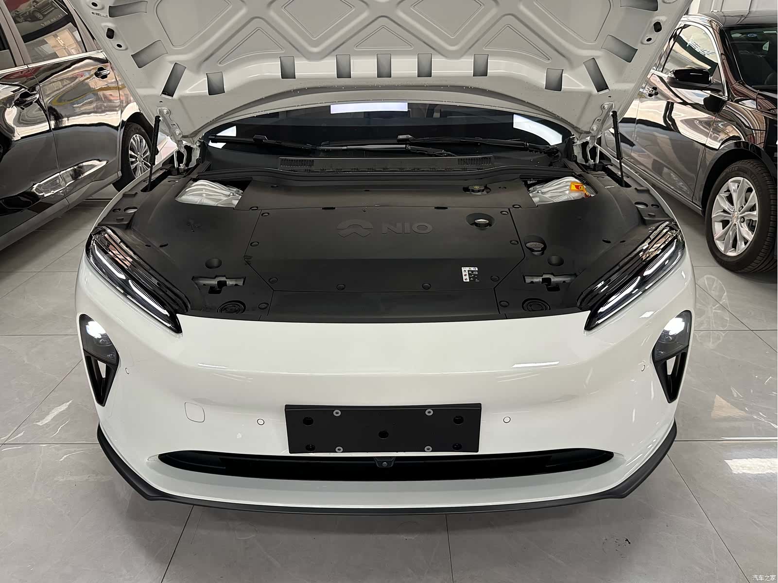 NIO ET5, 2025 4