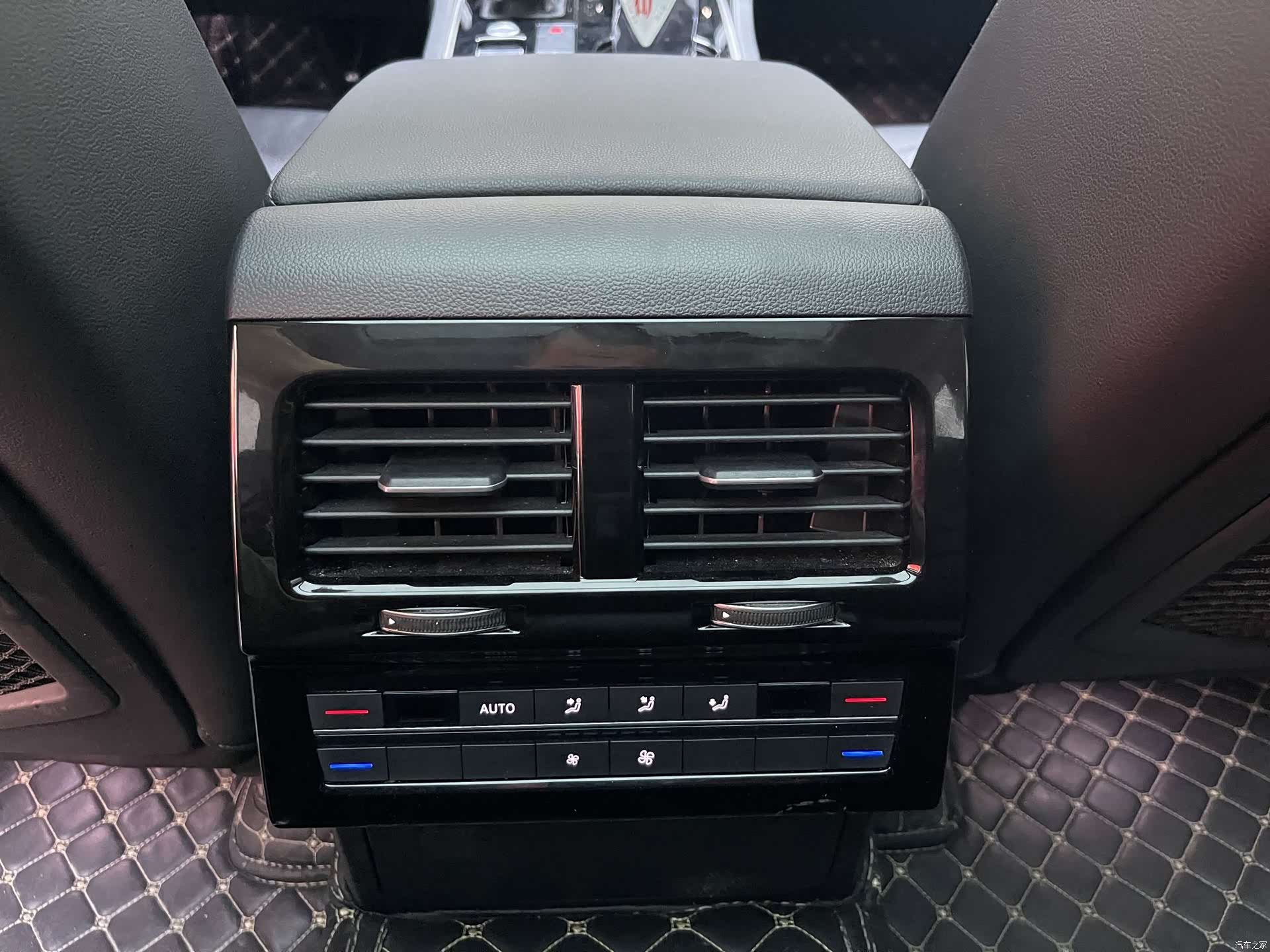 Volkswagen Touareg, 2021 18