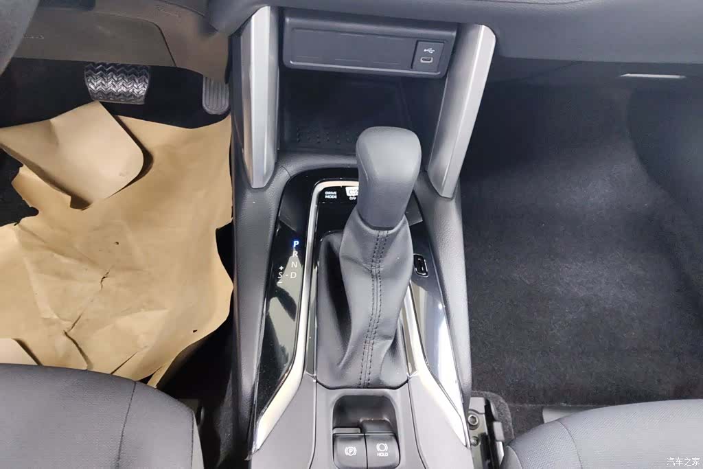 Toyota Corolla, 2026 16