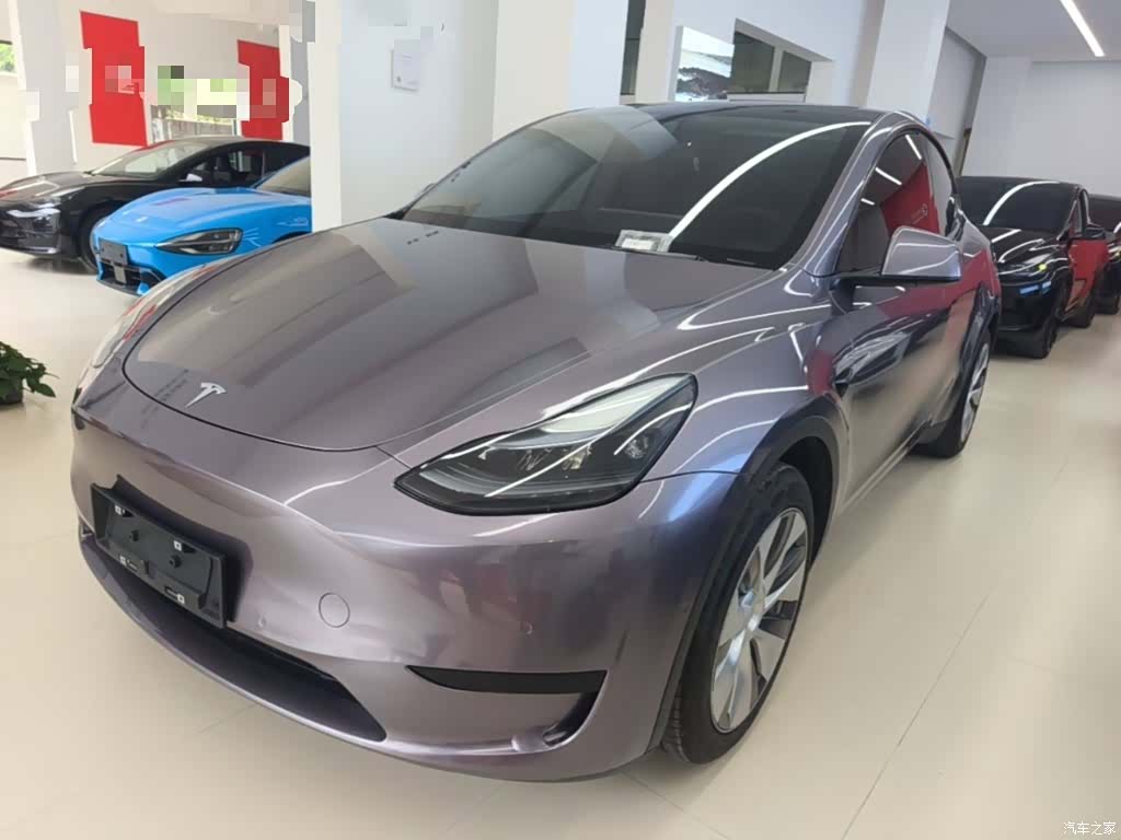 Tesla Model Y, 2022 1