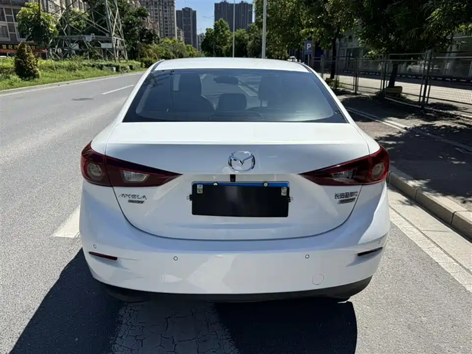 Mazda 3 Angkesaila