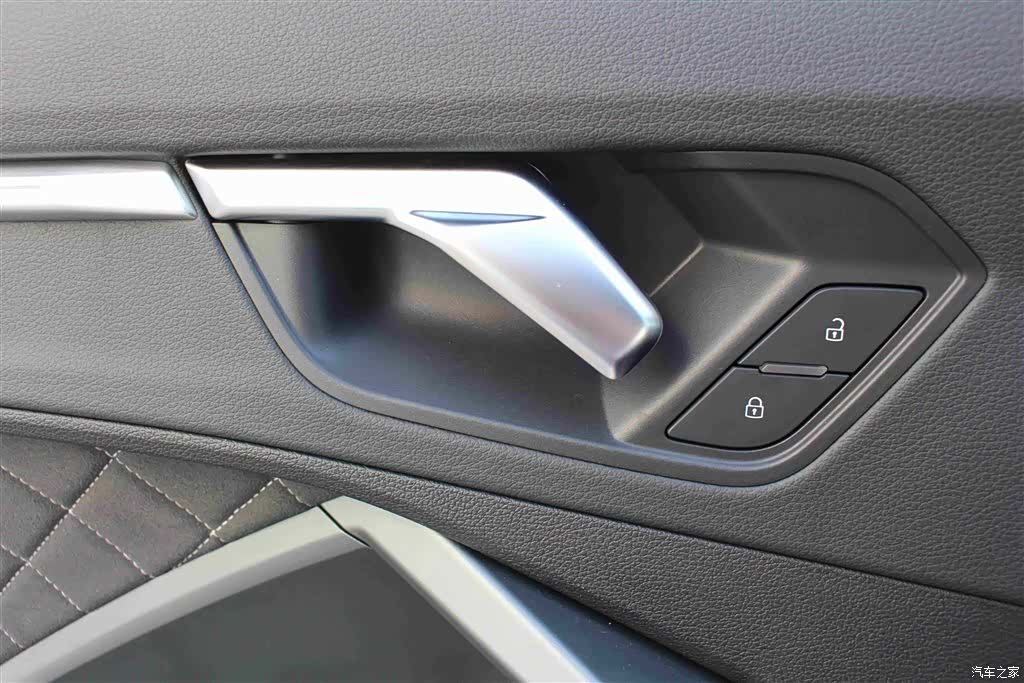Audi Q3, 2025 18