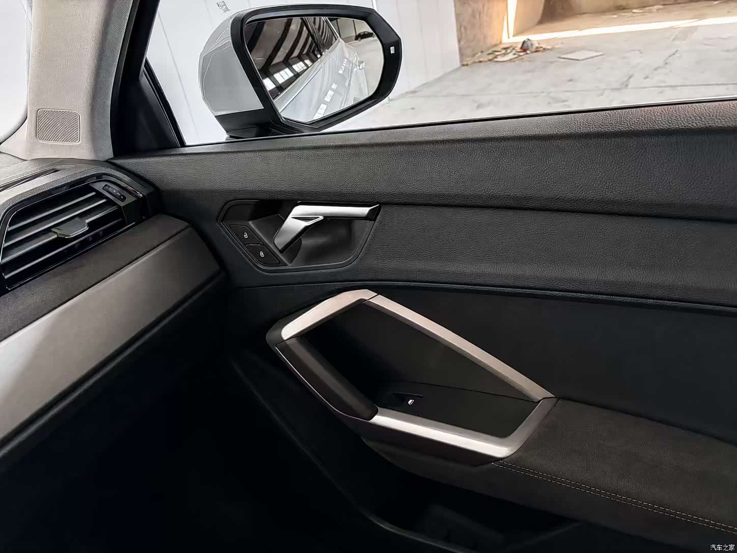 Audi Q3, 2022 13