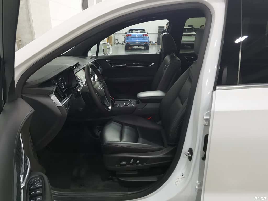 Cadillac XT6, 2021 10
