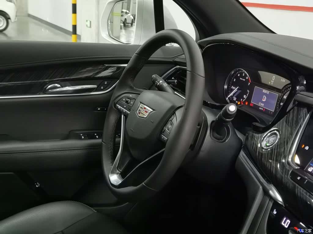Cadillac XT6, 2021 22