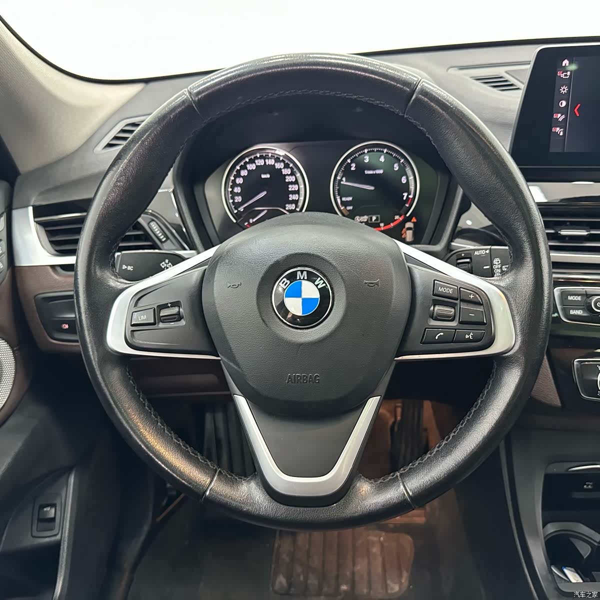 BMW X1, 2022 11