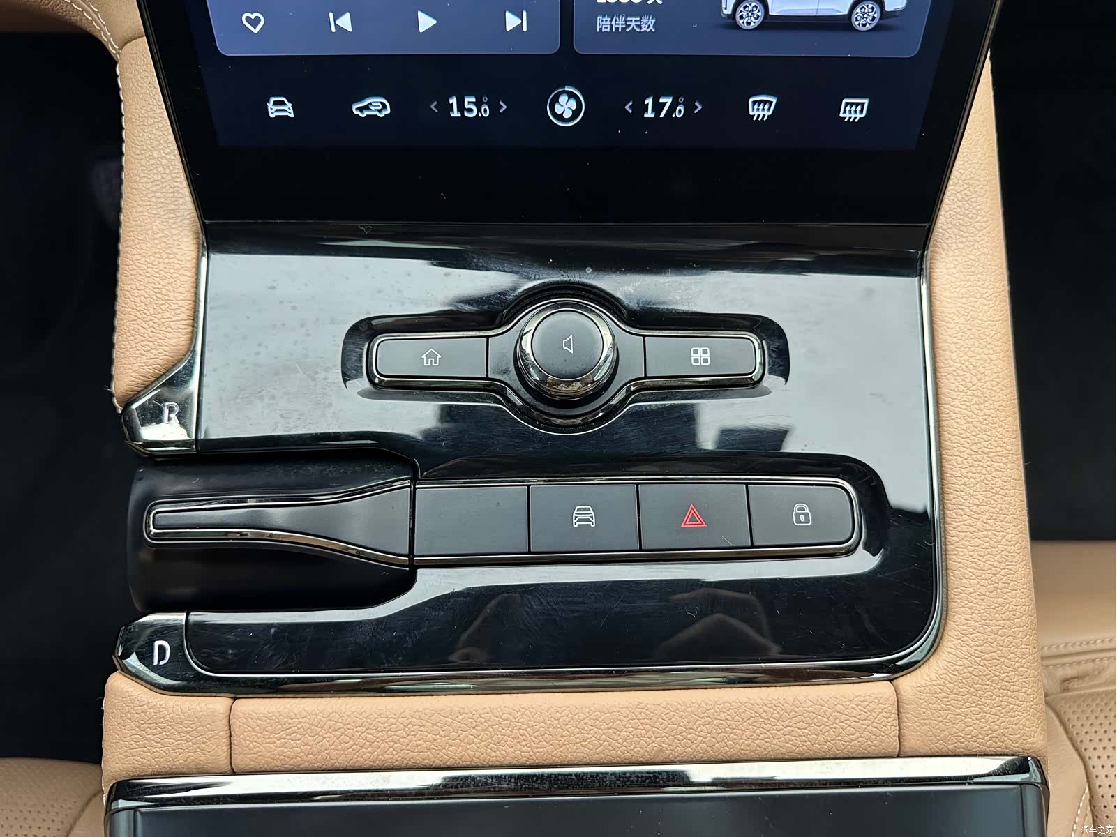 NIO ES8, 2022 22