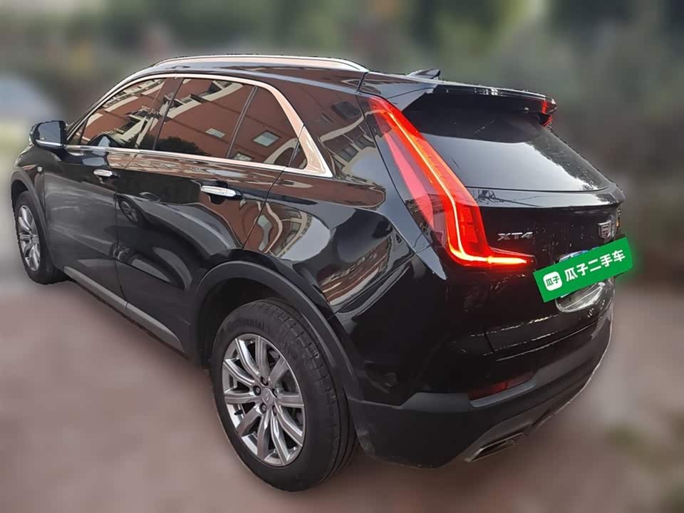 Cadillac XT4