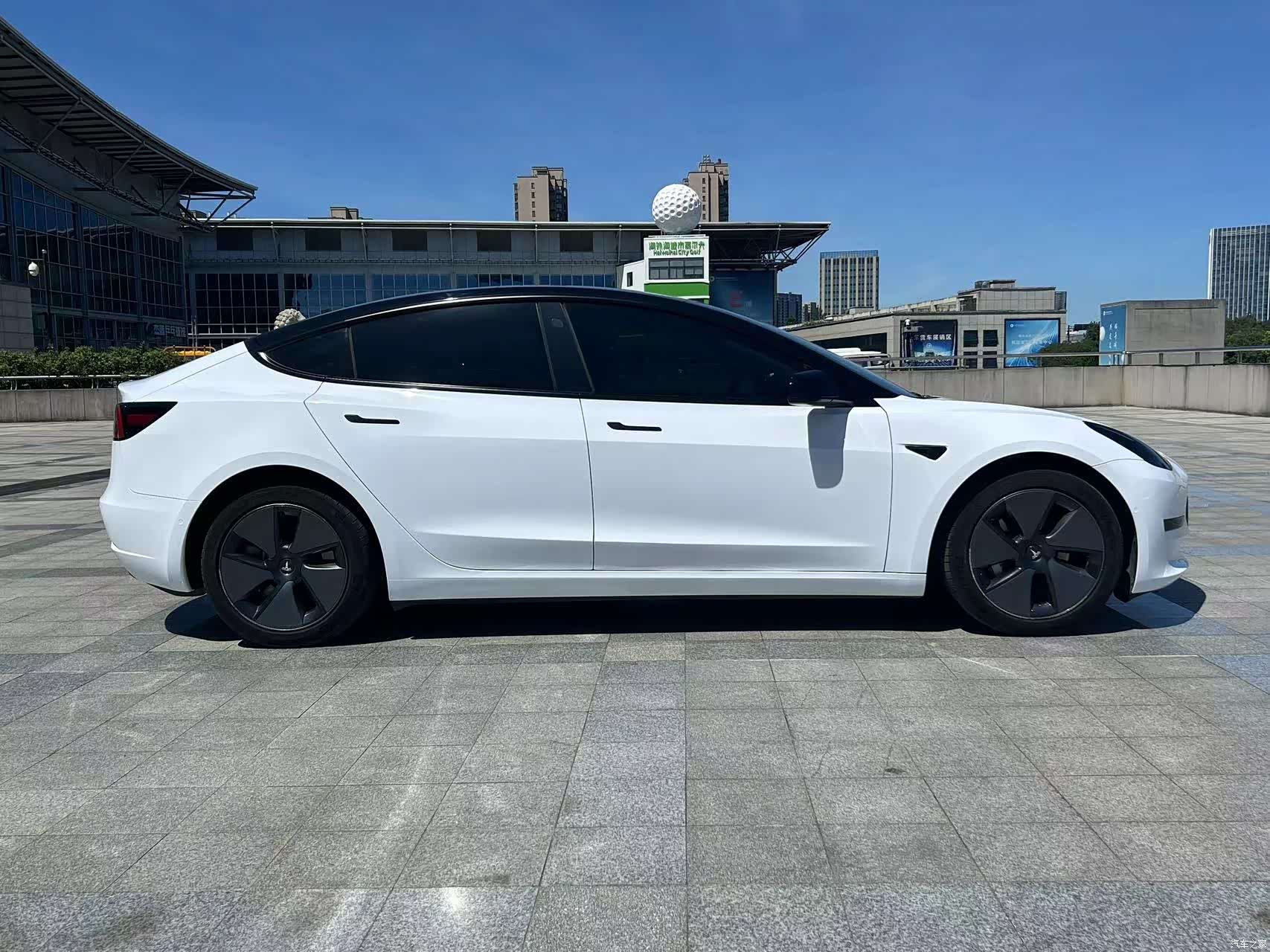 Tesla Model 3, 2022 7