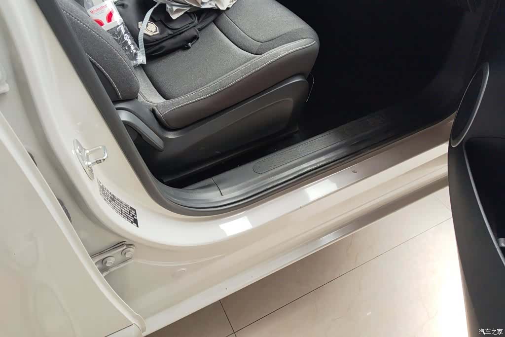 Wuling Bingo, 2023 8