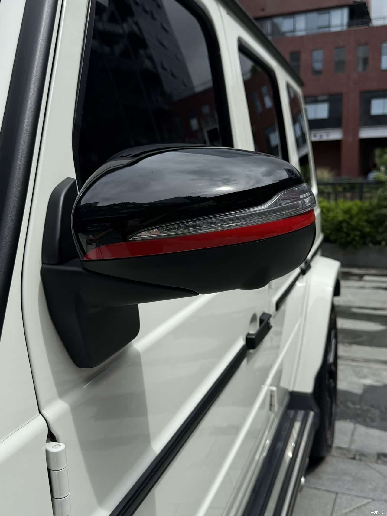 Mercedes-Benz G-Class, 2019 12