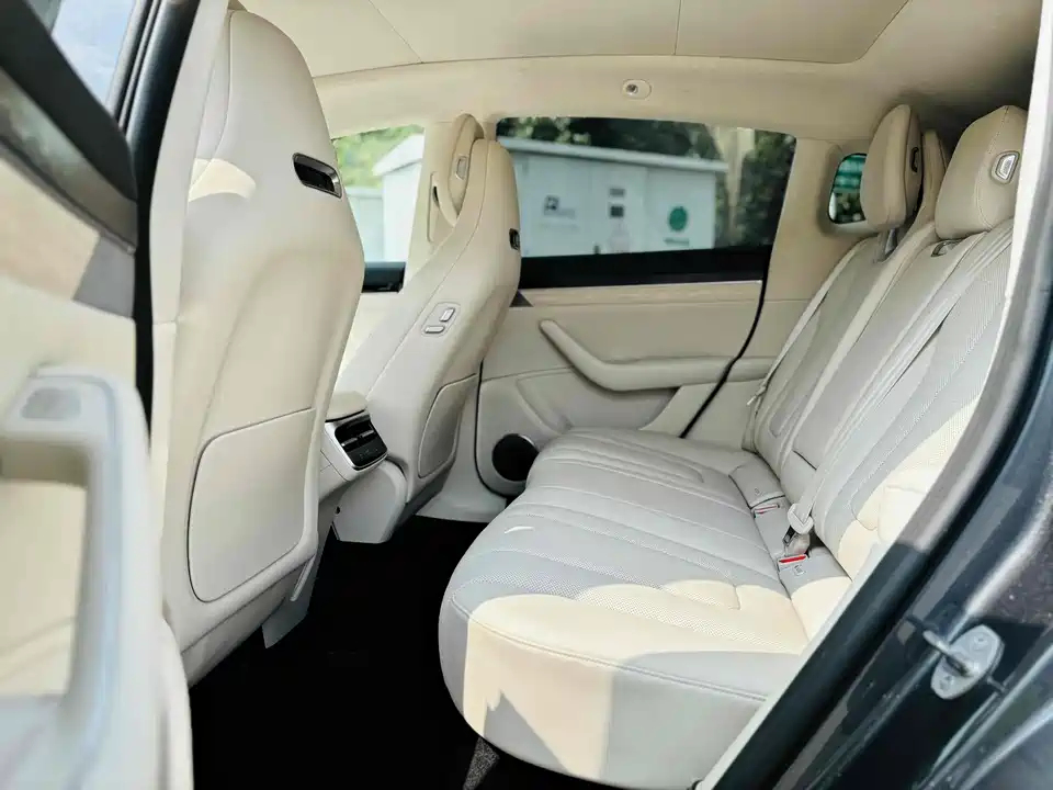 HarmonyOS Wisdom World R7