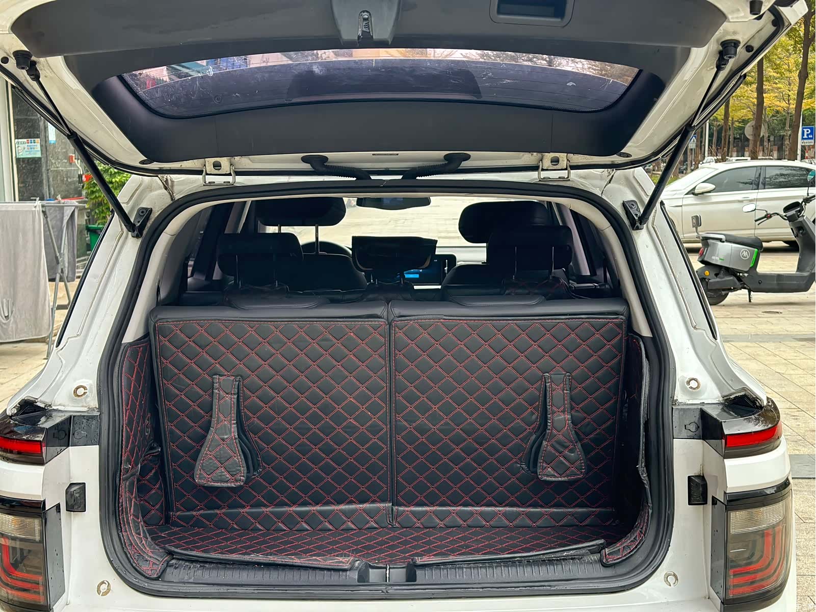 Wuling RM-5, 2019 12