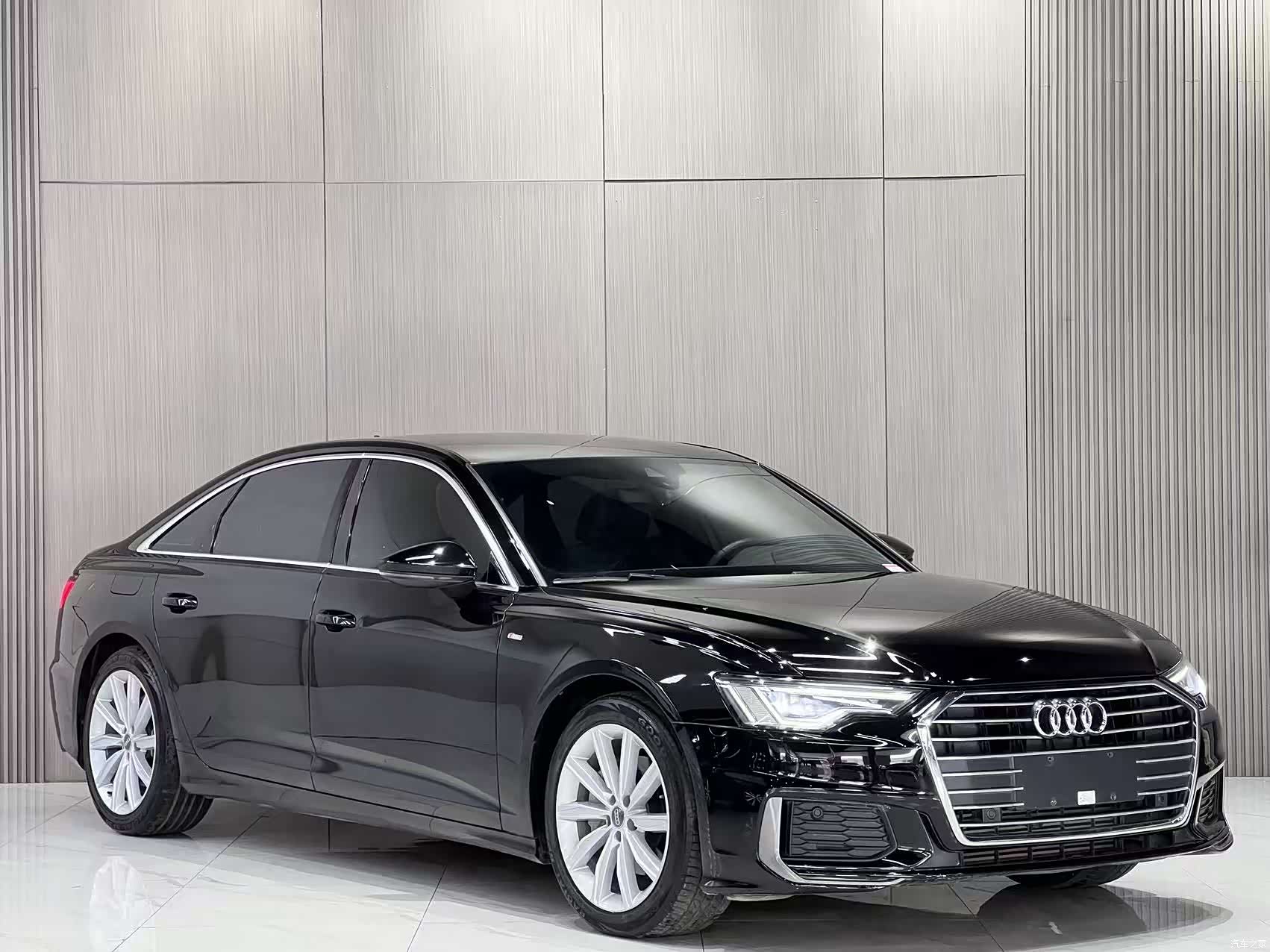 Audi A6L, 2021 3