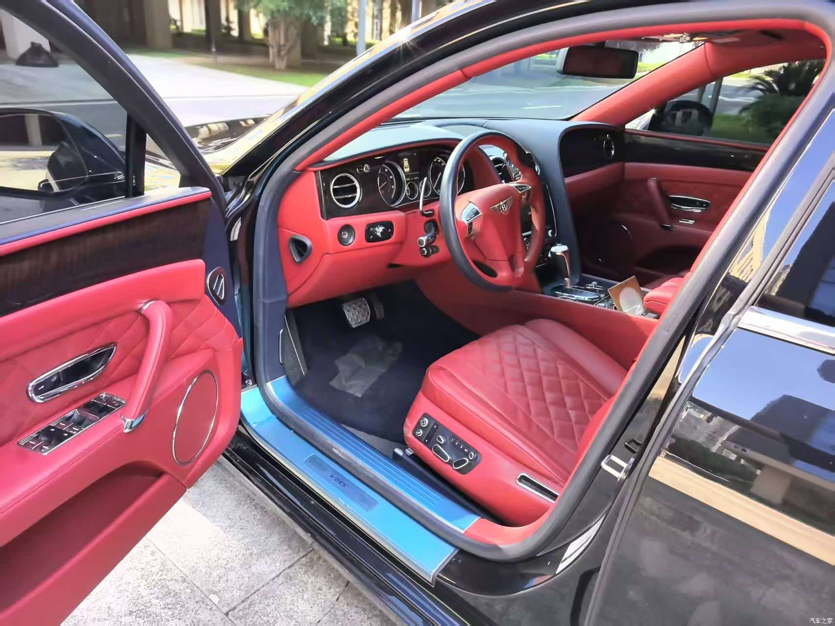 Bentley Flying Spur, 2018 3